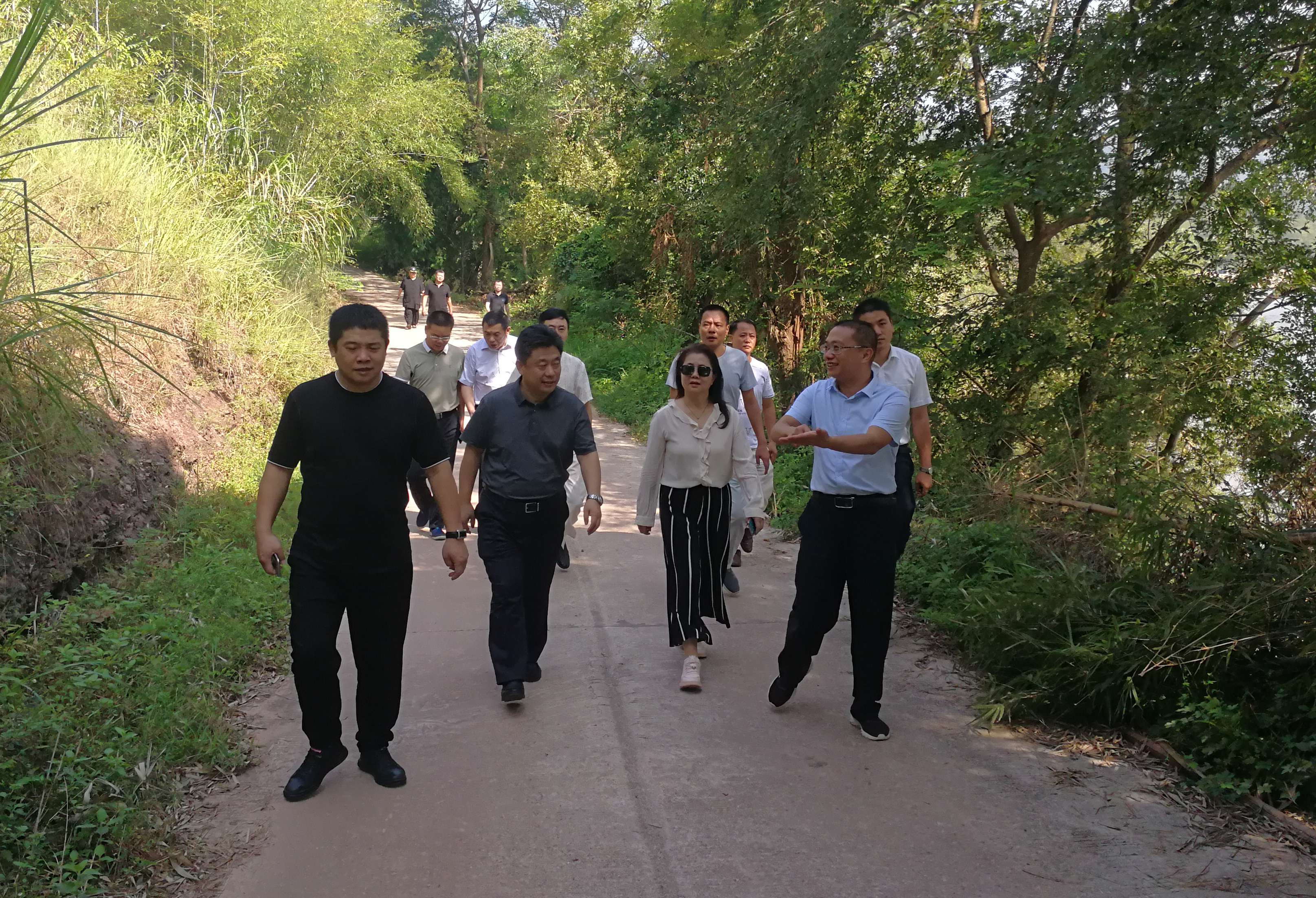 微信图片_20190909164221_wps图片_WPS图片(1).jpg