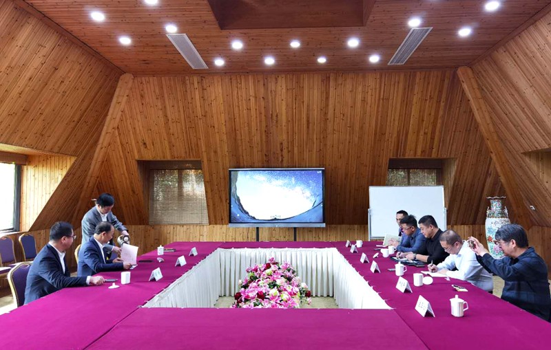 三观集团受邀考察杭州东方文化园，政企三方达成共建《重走长征路》等合作意向